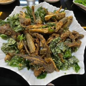 Cá Suối Chiên Giòn